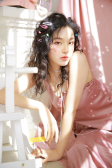 韩国朋友的妻子